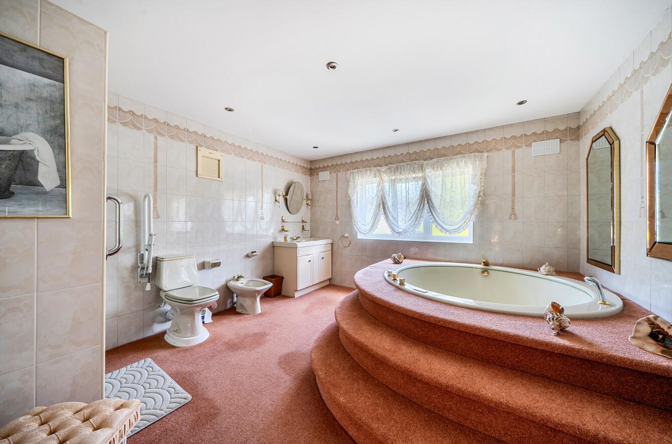 Parc Wern Road, Sketty, Swansea, SA2 0SF